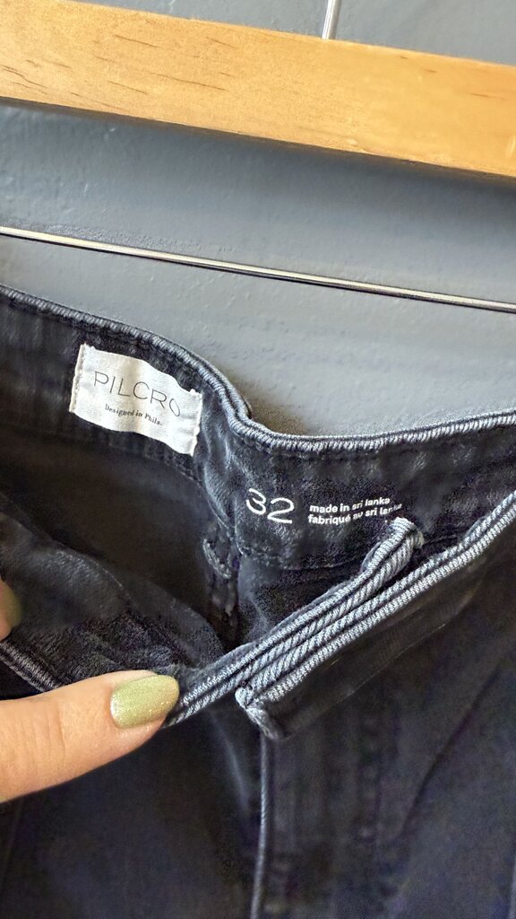 Wide Leg HR Jeans