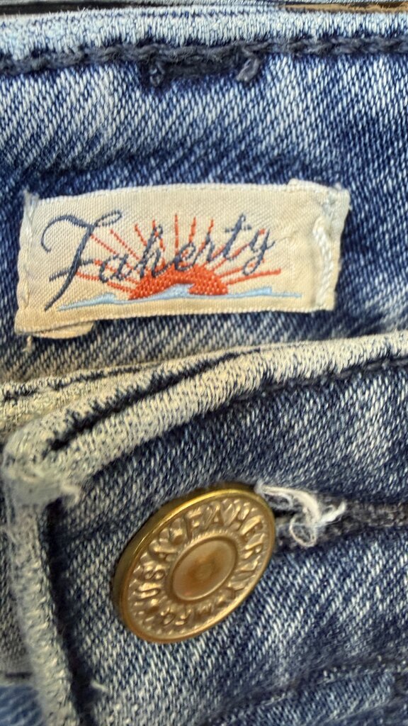 Patch Pocket Flare Soft Jeans