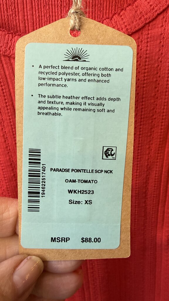 Pointelle Scoopneck Longsleeve Tee
