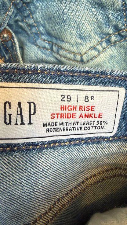 HR Stride Ankle Jeans