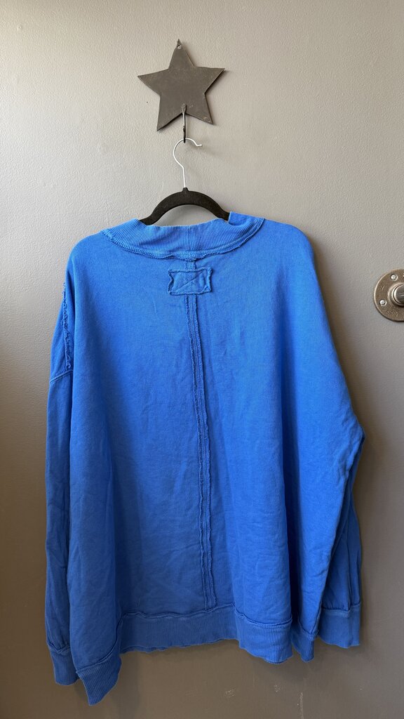 Oversized Raw Hem Sweatshirt