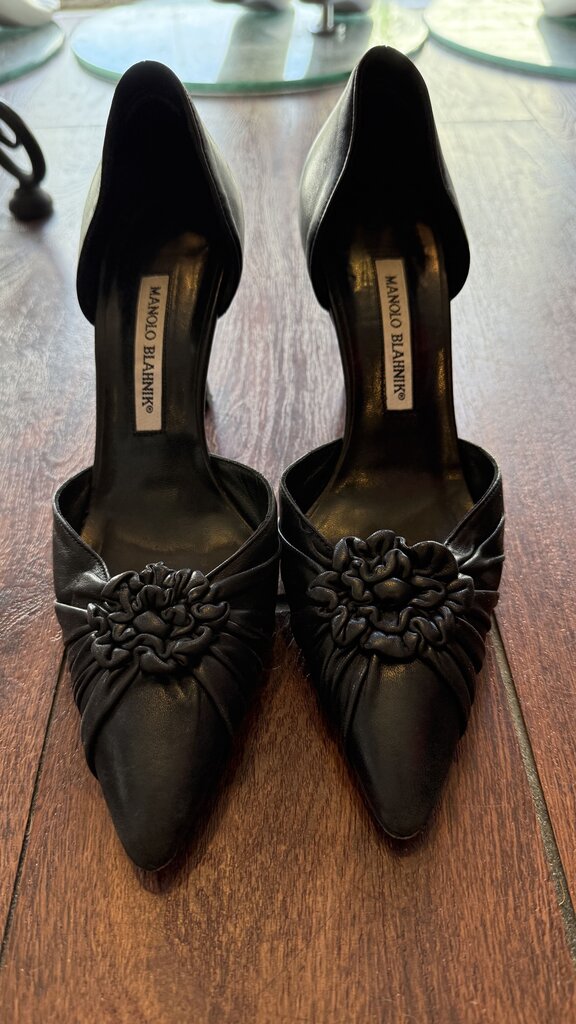 Flower Toe Ruched DOrsay Heels