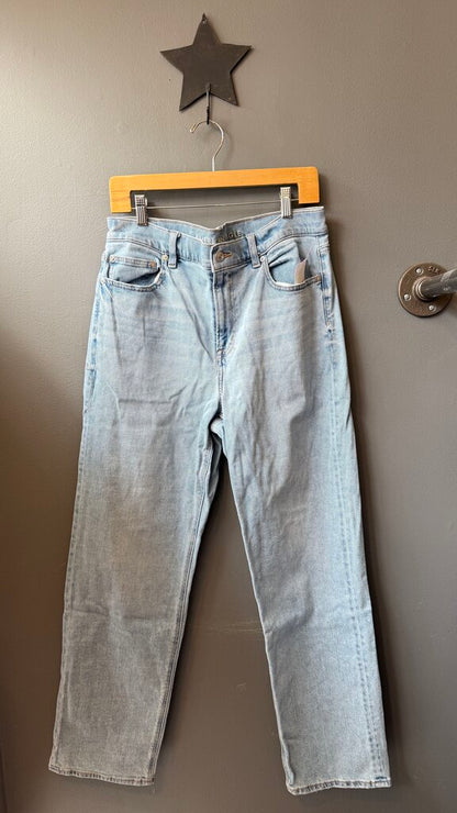 Super HR Straight Jeans