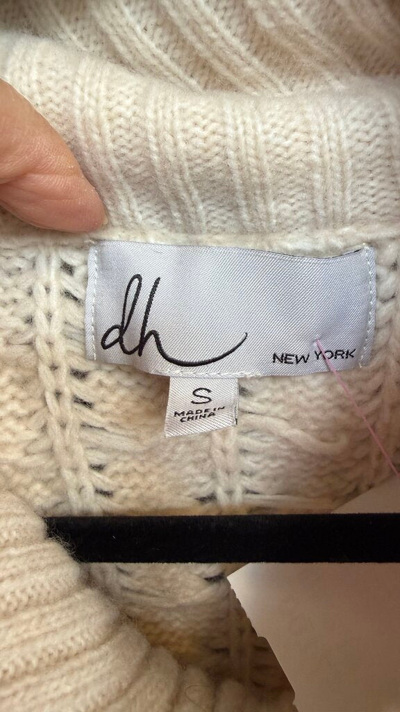 Pointelle 1/4 Zip Sweater