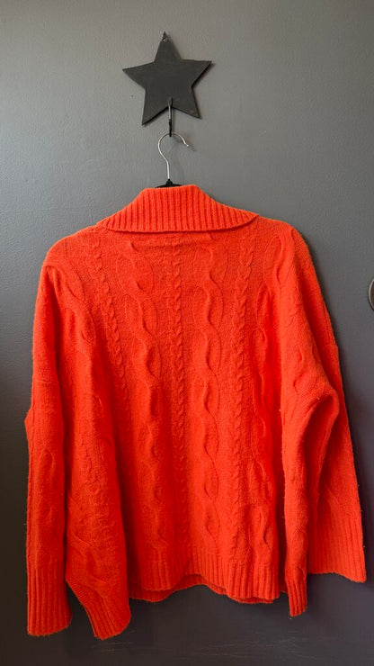 Cableknit Boxy Cashmere Turtleneck Sweater