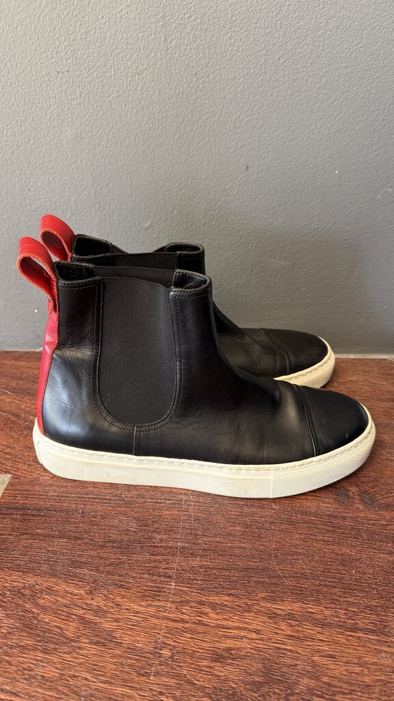 Pull On Leather Chelsea Booties