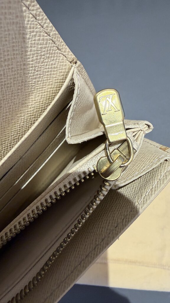 Damier Sarah Wallet