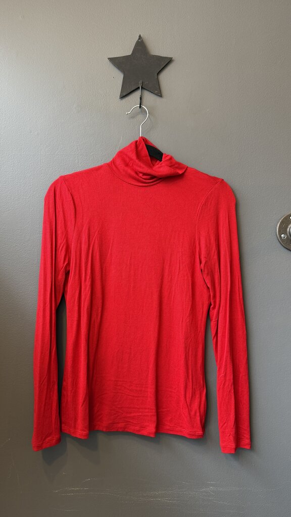 Knit Lightweight Turtleneck