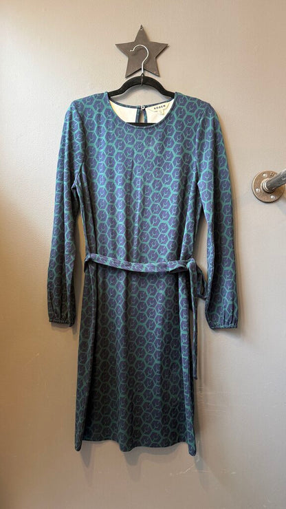 Knit Geometric Shift Dress
