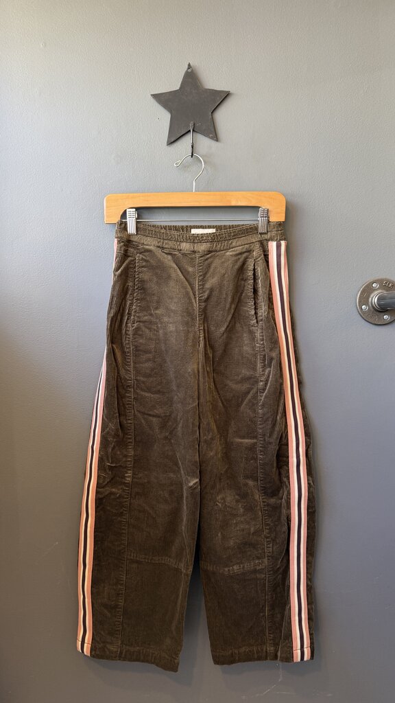 Wide Barrel Leg Track Stripe Corduroys