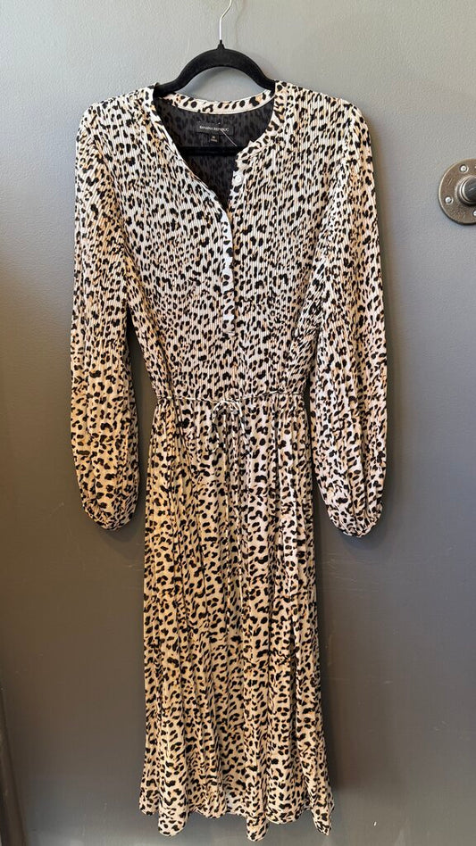 Pleat Detail Leopard Midi Dress
