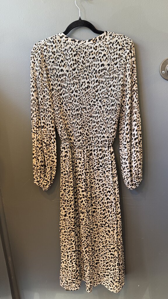 Pleat Detail Leopard Midi Dress