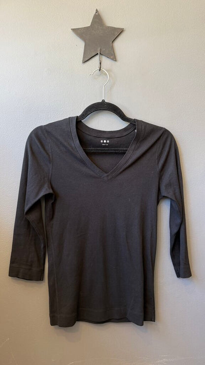Vneck 3/4 Sleeve TShirt