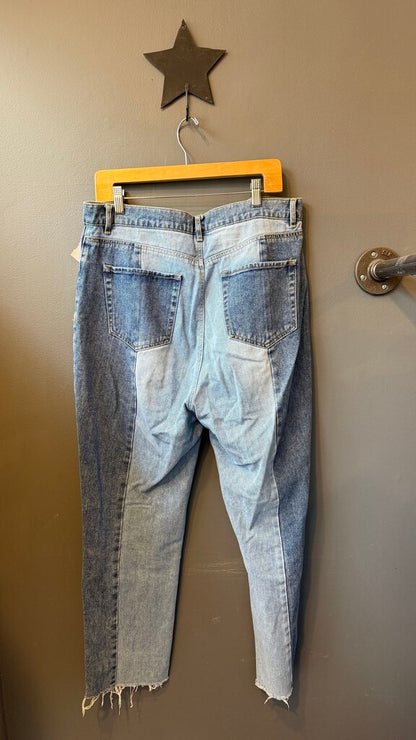 HR Straight Mixed Denim Jeans