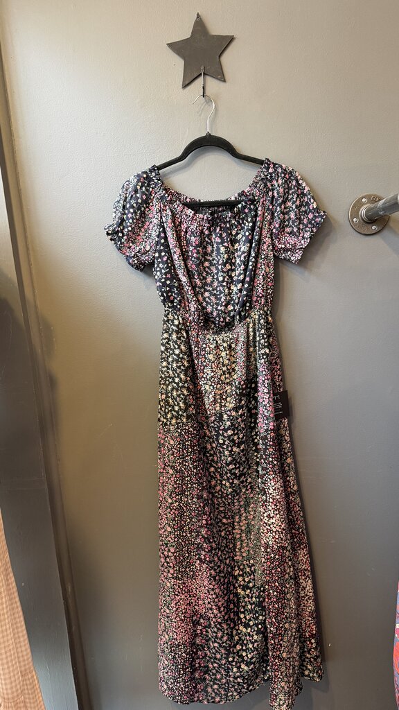 Off the Shoulder Floral Maxi Dress