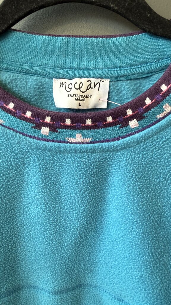 Crewneck Fleece Pullover